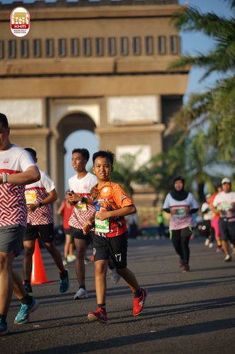 Race photo from Kediri Half Marathon 2024