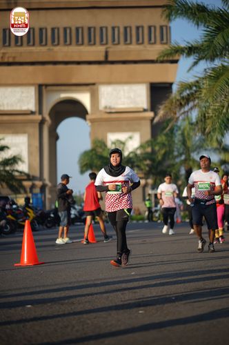 Race photo from Kediri Half Marathon 2024