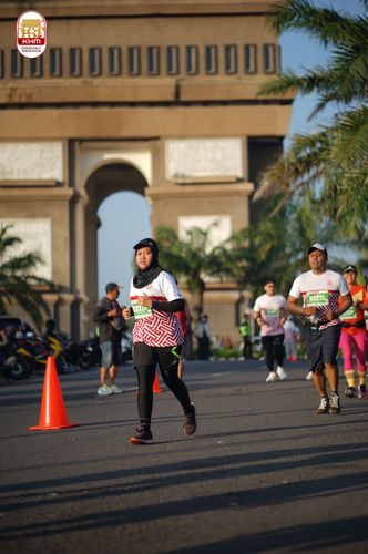 Race photo from Kediri Half Marathon 2024