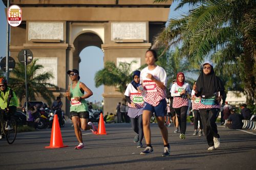Race photo from Kediri Half Marathon 2024