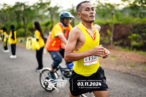 Race photo from Arutmin Borneo Run 2024