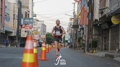 Race photo from Jabar Run 10K 2024