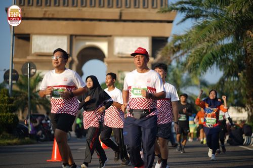 Race photo from Kediri Half Marathon 2024