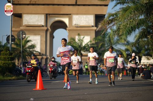 Race photo from Kediri Half Marathon 2024