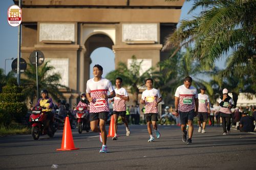 Race photo from Kediri Half Marathon 2024