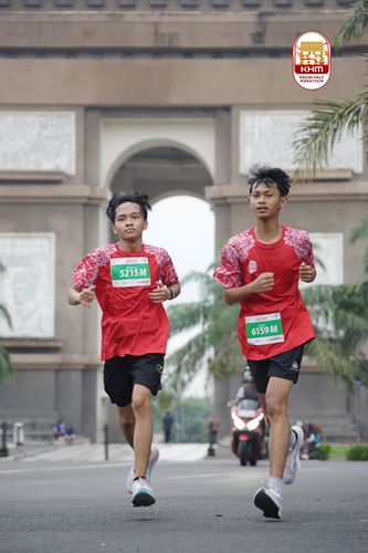 Race photo from Kediri Half Marathon 2025