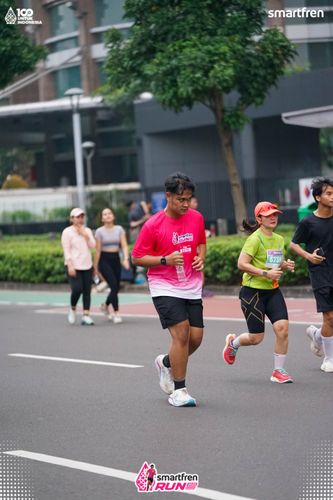 Race photo from Smartfren Run 2025 Vibes
