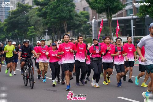 Race photo from Smartfren Run 2025 Vibes