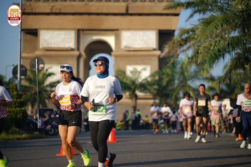 Race photo from Kediri Half Marathon 2024