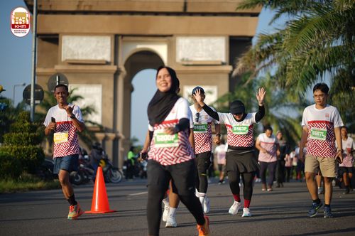 Race photo from Kediri Half Marathon 2024