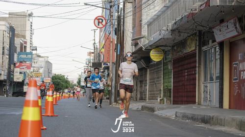 Race photo from Jabar Run 10K 2024