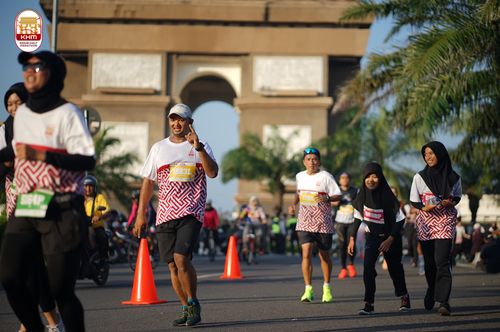 Race photo from Kediri Half Marathon 2024