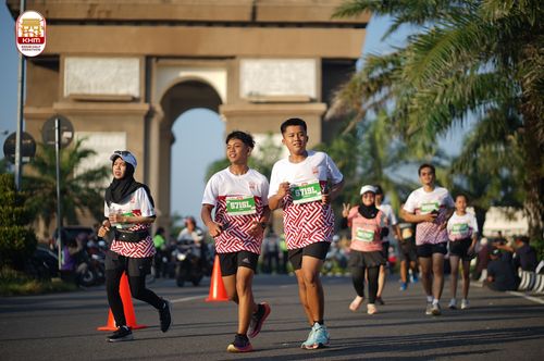 Race photo from Kediri Half Marathon 2024
