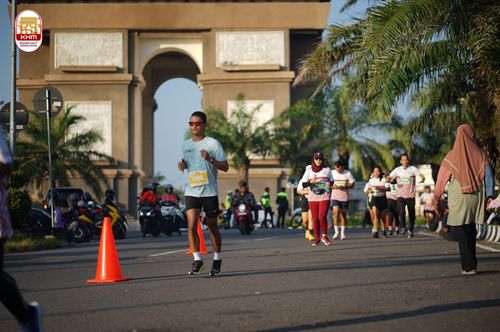 Race photo from Kediri Half Marathon 2024