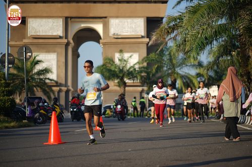 Race photo from Kediri Half Marathon 2024