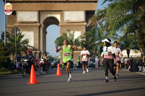 Race photo from Kediri Half Marathon 2024