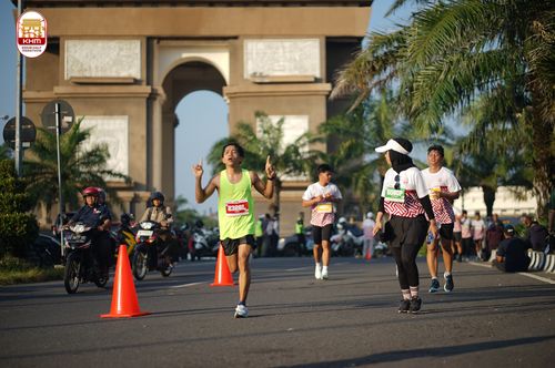 Race photo from Kediri Half Marathon 2024