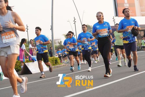 Race photo from ISOPLUS RUN 2025 - JAKARTA