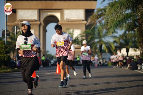 Race photo from Kediri Half Marathon 2024