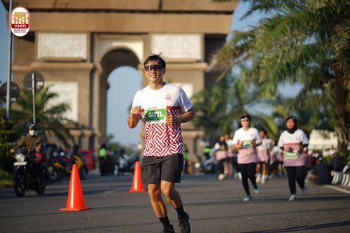 Race photo from Kediri Half Marathon 2024