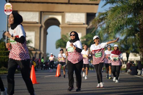 Race photo from Kediri Half Marathon 2024