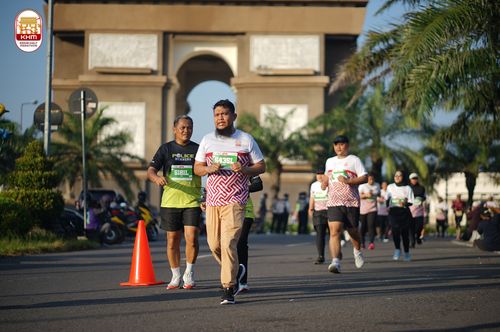 Race photo from Kediri Half Marathon 2024