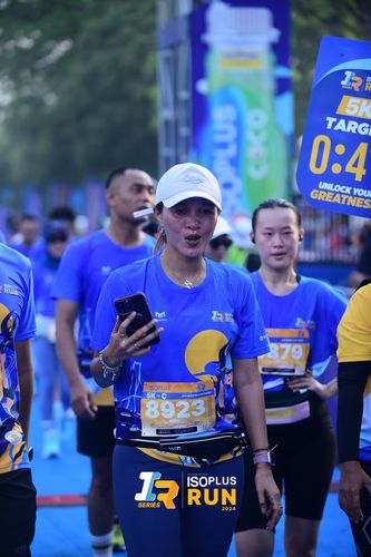 Race photo from Isoplus Run 2024 Surabaya