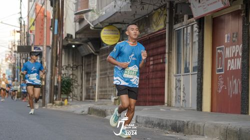 Race photo from Jabar Run 10K 2024