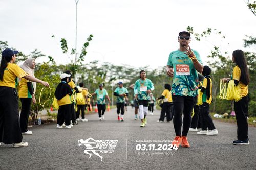 Race photo from Arutmin Borneo Run 2024