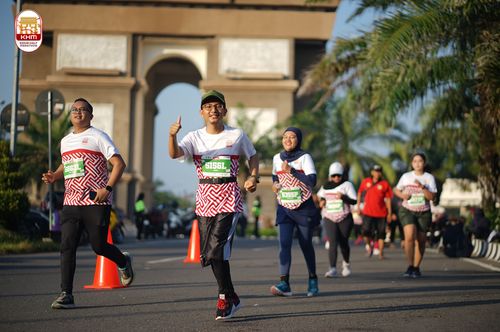 Race photo from Kediri Half Marathon 2024