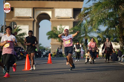 Race photo from Kediri Half Marathon 2024