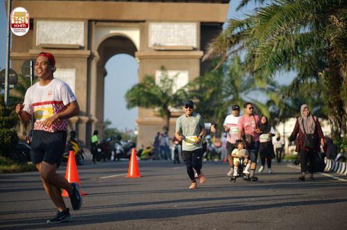 Race photo from Kediri Half Marathon 2024