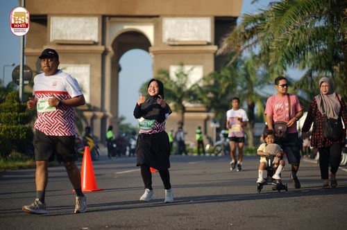 Race photo from Kediri Half Marathon 2024