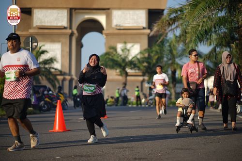 Race photo from Kediri Half Marathon 2024