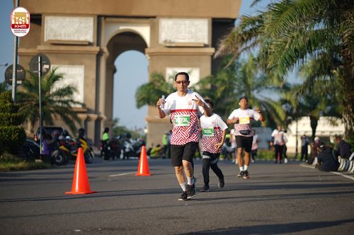 Race photo from Kediri Half Marathon 2024
