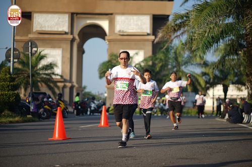 Race photo from Kediri Half Marathon 2024
