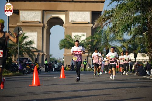 Race photo from Kediri Half Marathon 2024