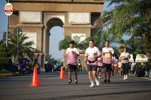 Race photo from Kediri Half Marathon 2024