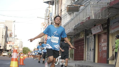 Race photo from Jabar Run 10K 2024