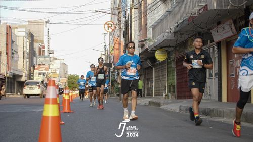Race photo from Jabar Run 10K 2024