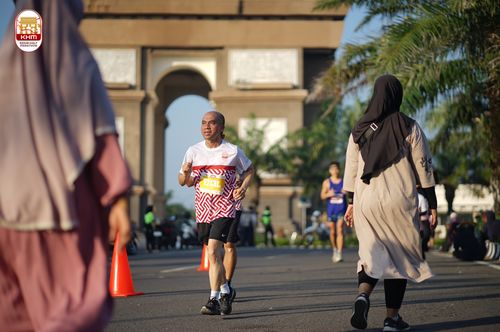 Race photo from Kediri Half Marathon 2024