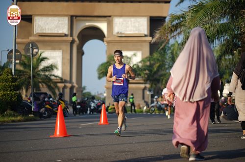 Race photo from Kediri Half Marathon 2024