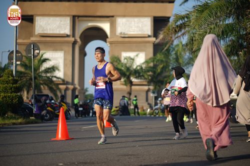 Race photo from Kediri Half Marathon 2024