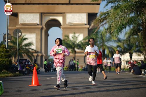 Race photo from Kediri Half Marathon 2024