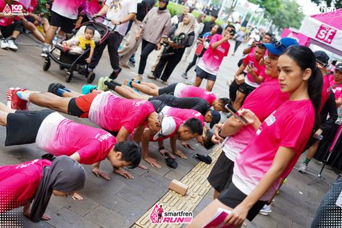 Race photo from Smartfren Run 2025 Vibes