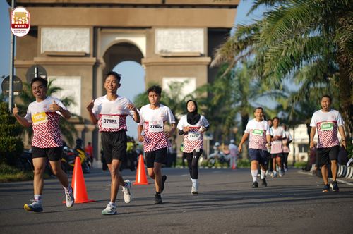 Race photo from Kediri Half Marathon 2024