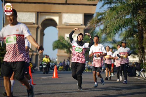 Race photo from Kediri Half Marathon 2024