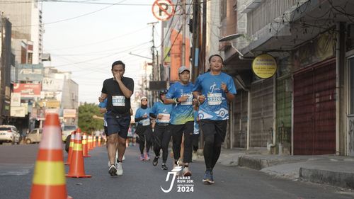 Race photo from Jabar Run 10K 2024