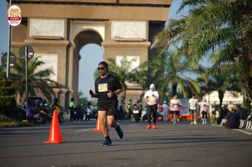Race photo from Kediri Half Marathon 2024