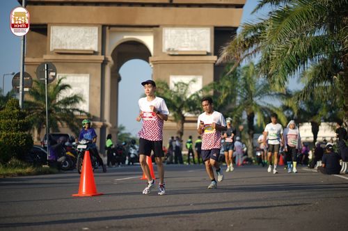 Race photo from Kediri Half Marathon 2024